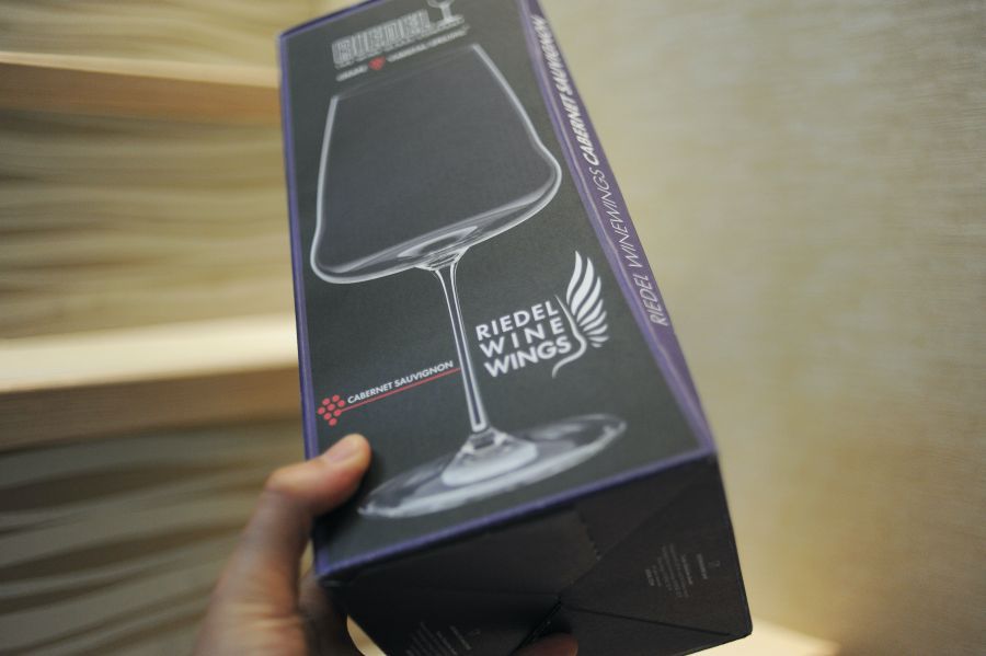 可愛的機能性 Riedel Wine Wings 嘴邊肉杯