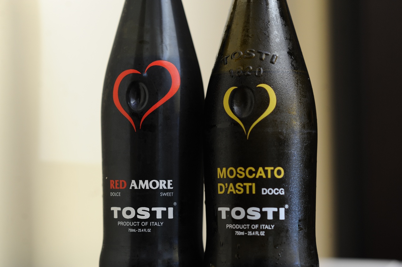 Tostii Red Amore & Moscato d’ Asti DOCG 